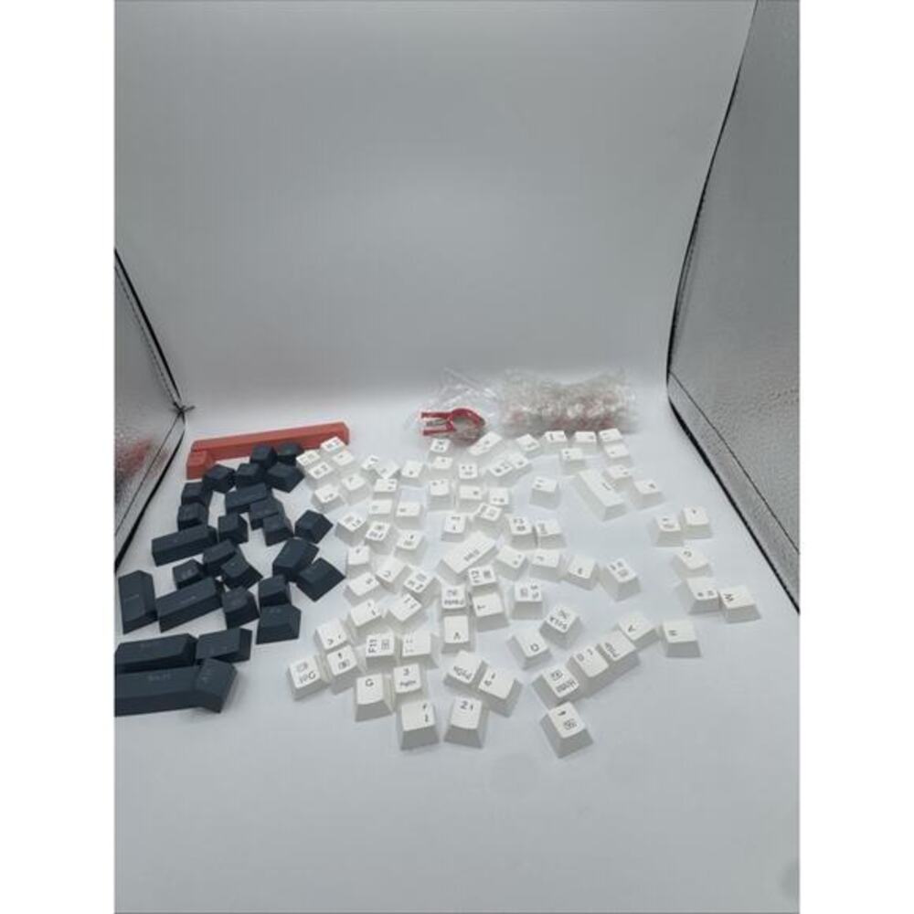 Set de Keycaps PBT Double-shot – Estilo Retro Blanco, Gris y Coral (Perfil CSA).